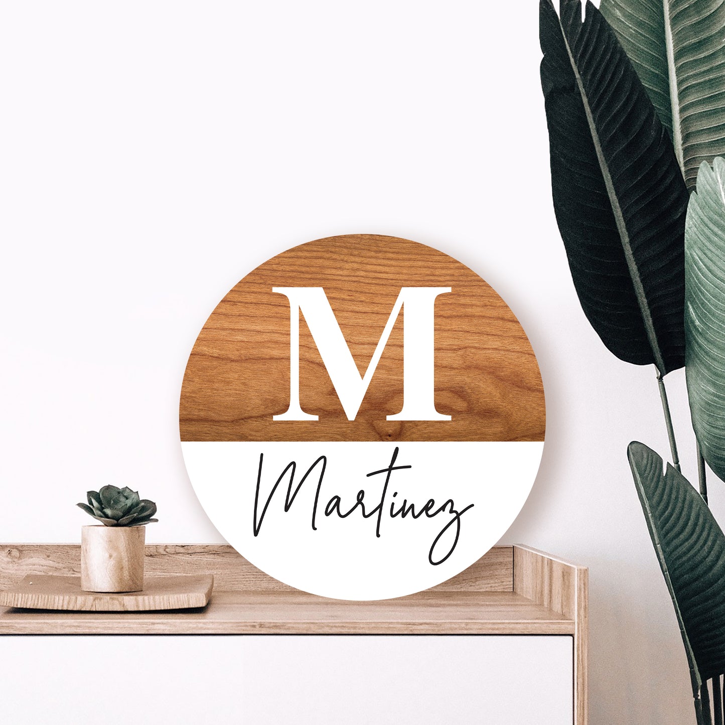 Last Name | Personalized Wood Circle Sign