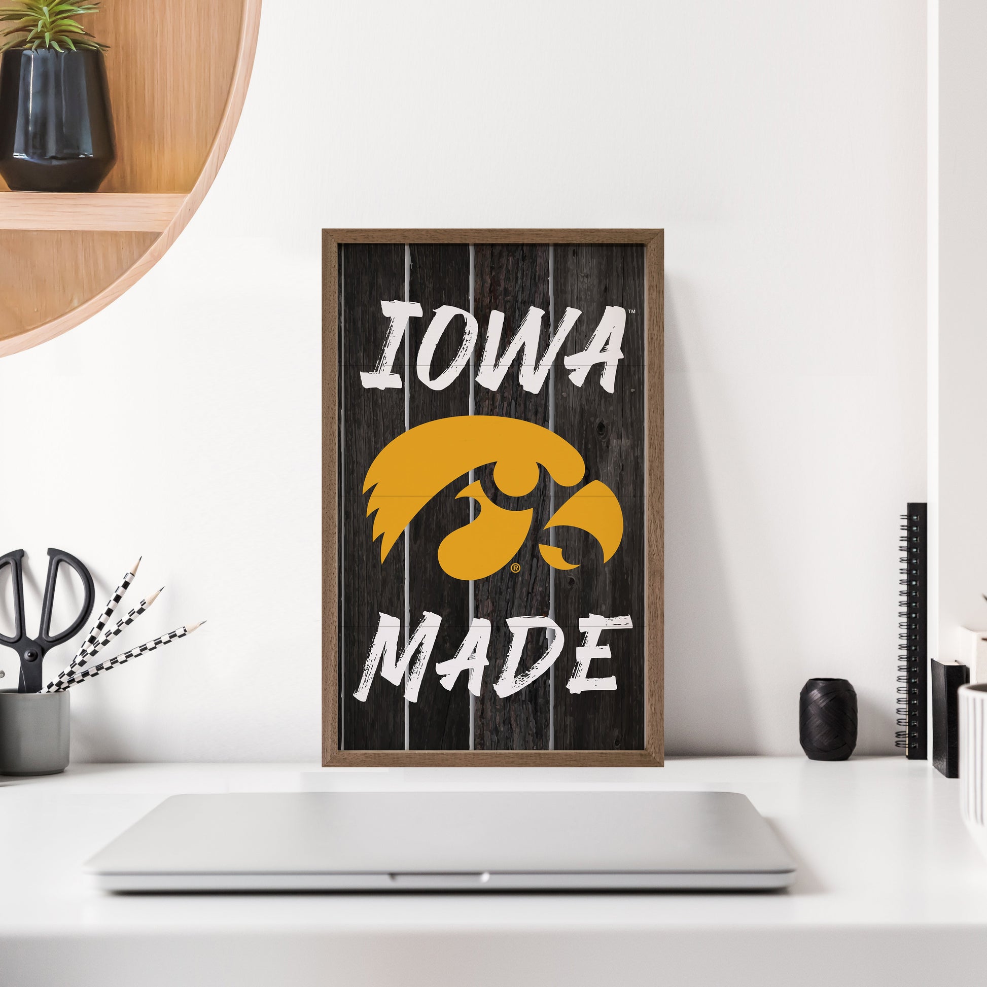 Iowa Made 10x16 / Black