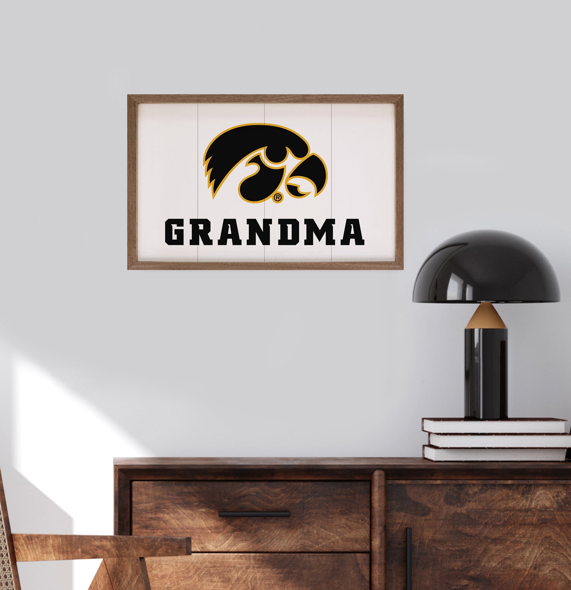 Grandma Iowa 16x10 / White