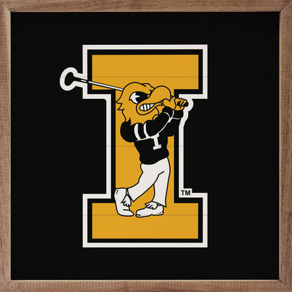 Vintage Bold Letter Golf University Of Iowa Black