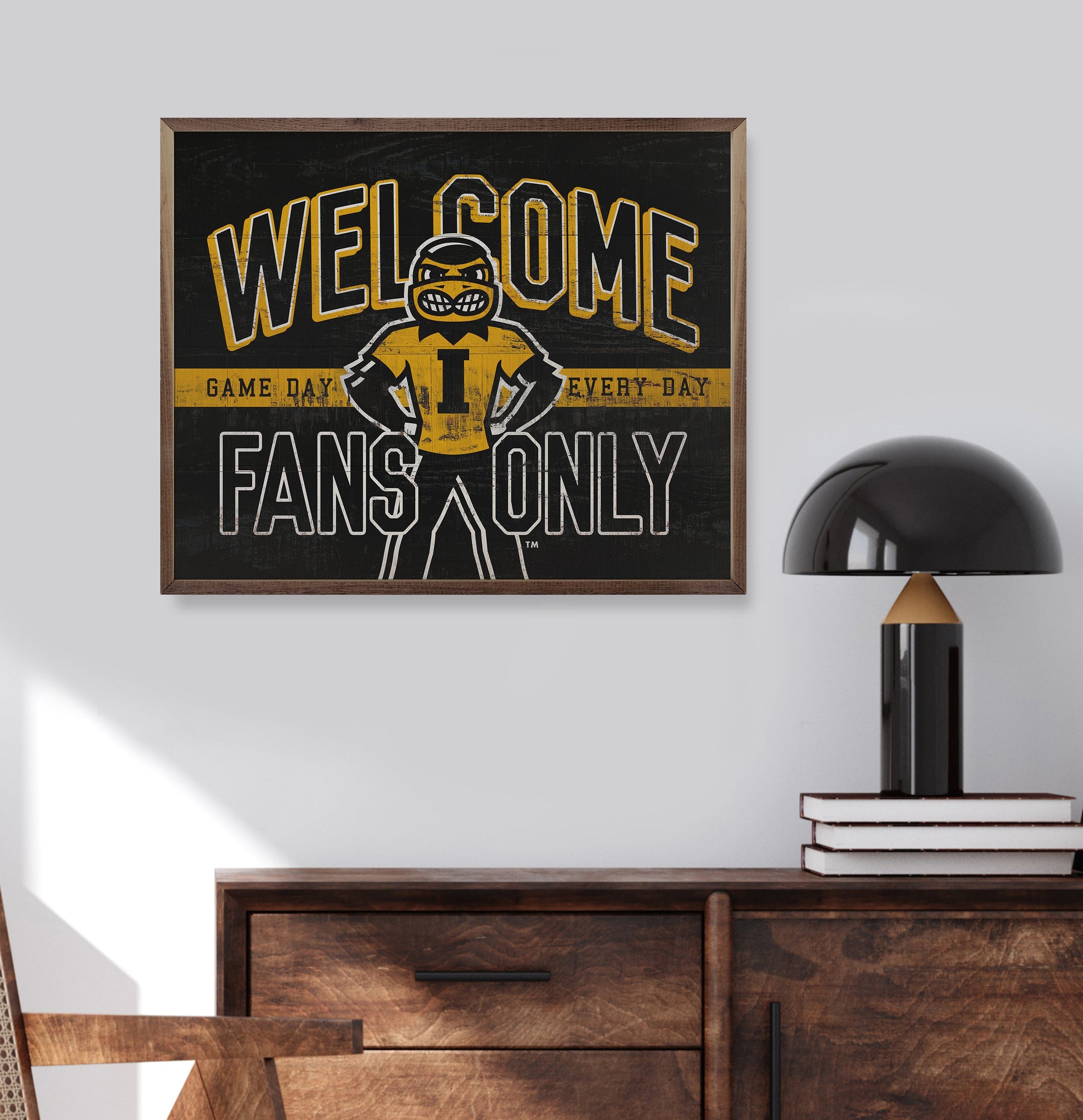 Welcome Fans Only Iowa 20x16 / Black